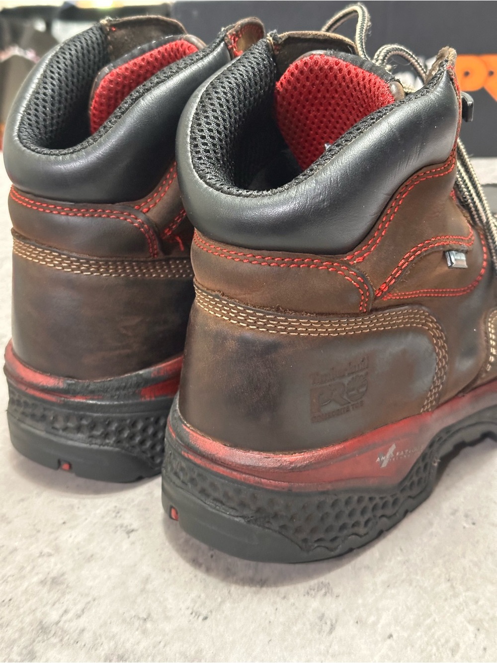 Timberland PRO Men's Brown Leather Work Boots with Black Toe and Red Accents - Picture 3 of 6